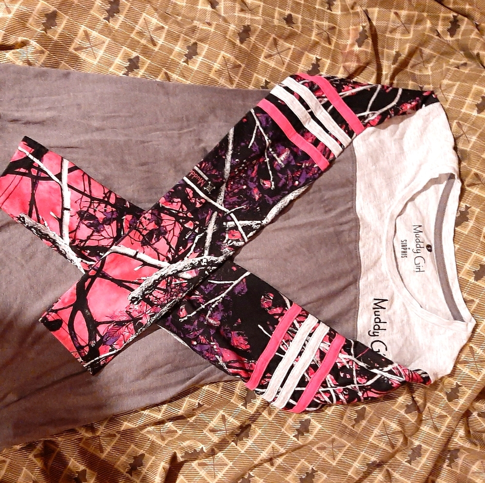 Women's Muddy Girl shirt